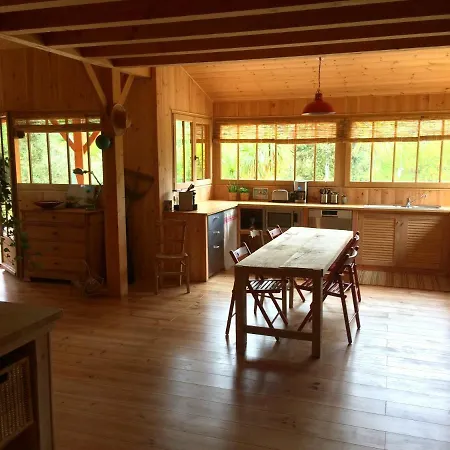 Maison Bois En Bordure De L Ocean