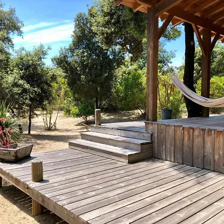 Maison Bois En Bordure De L Ocean